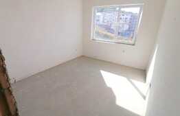 Apartament 3 camere cu CF , 53 mp, balcon, parcare , zona strazii Teilor!