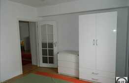 Apartament cu 3 camere, 78 mp, decomandat, parcare, zona Piata Marasti