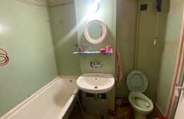 Apartament 2 camere, etaj intermediar , decomandat ! 