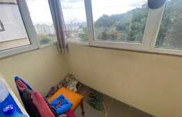 Apartament 2 camere, etaj intermediar , decomandat ! 