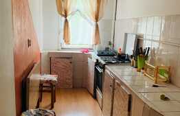 Apartament cu 3 camere, etaj intermediar, zona Minerva!