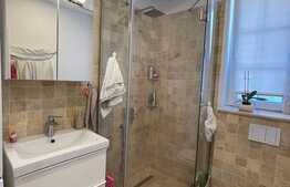 Casa individuala LA CHEIE, 377 mp teren, 150 mp, panorama, garaj! La 3 minute de Vivo 