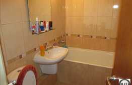 Vanzare apartament 4 camere, decomandat, 80 mp utili, zona Piata Cipariu