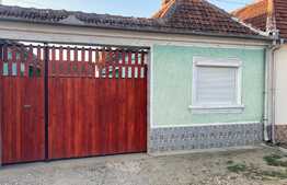 Casa cu 6 camere in Bod!