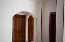 Oportunitate, 3 camere, 80 mp, decomandat, zona Kaufland