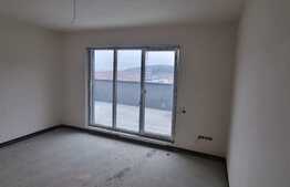 Apartament 3 camere, 77mp + terasa 67 mp,incalzire in pardoseala