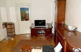 Vanzare 2 camere, 47.8 mp utili, zona P-ta M.Viteazul, cu boxa si parcare