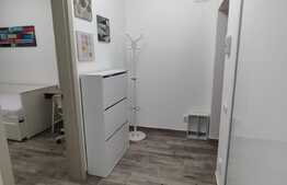 Apartament cochet de 3 camere, loc de parcare, zona VIVO!