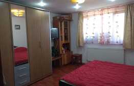 Casa de vanzare, 160 mp, teren aferent 500 mp, zona accesibila!