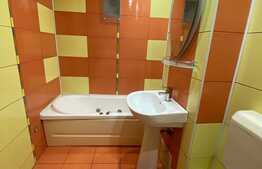 Apartament 3 camere, 65 mp, decomandat, boxa subsol, zona Kaufland