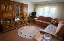 Apartament 3 camere, 65 mp, decomandat, boxa subsol, zona Kaufland