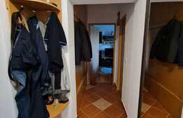 2 camere decomandate, etaj intermediar, zona Muzeul Apei