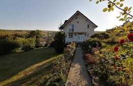 Casa individuala la cheie, 177 mp utili, 1300 mp teren, zona Baciu