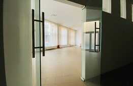 Spatiu comercial, 115 mp, zona centrala, vitrina generoasa