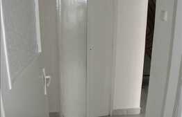 Vanzare apartament 2 camere decomandate, 38 mp, zona Casa Piratilor