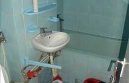 Vanzare apartament 2 camere decomandate, 38 mp, zona Casa Piratilor