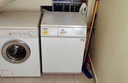 Apartament de 3 camere, 55 mp, parcare, zona strazii Aurel Vlaicu