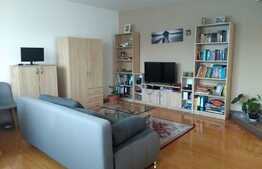 Casa de vanzare, 92 mp utili, teren aferent 265 mp, zona linistita, curte, acces comun!