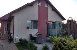 Casa de vanzare, 92 mp utili, teren aferent 265 mp, zona linistita, curte, acces comun!