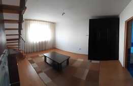 Apartament cu 3 camere, 70 mp, 2 locuri de parcare, zona Transylvania College