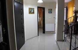 Vila de lux cu vedere panoramica spre Tampa, 260mp utili, 500mp teren