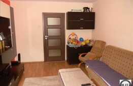 Vanzare 2 camere decomandate, in zona Casa Radio. Loc de parcare de la primarie!