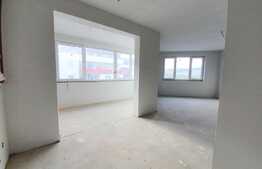 Apartament de 3 camere, semifinisat, 86 mp, zona Vivo!