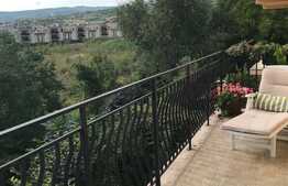 Apartament 2 camere, etaj intermediar, parcare, Borhanci