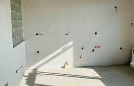 Apartament 2 camere, 54 mp, incalzire in pardoseala, zona Vivo!