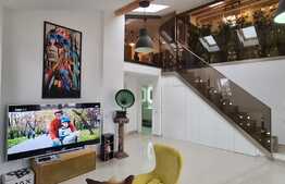 LOFT 4 camere, 128 mp utili, terasa 30 mp, zona Tractorul