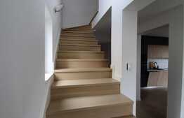 Casa individuala cu arhitectura moderna, 155 mp, 328 teren, zona de case 