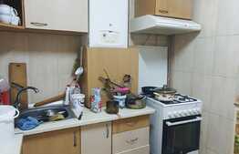 Apartament decomandat, 61 mp utili, etaj intermediar, zona Calea Baciului