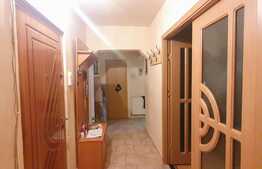 Apartament decomandat, 61 mp utili, etaj intermediar, zona Calea Baciului