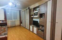 Apartament decomandat, 61 mp utili, etaj intermediar, zona Calea Baciului