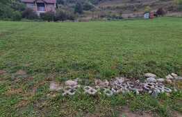 Teren extravilan, 920 mp, in satul Tauti