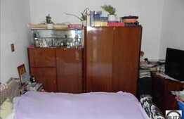 Vanzare 3 camere, 64.8 mp utili, zona Parang, boxa la subsol, etaj intermediar