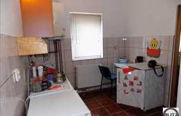 Apartament cu 1 camera, 32 mp utili, mobilat dragut, imobil nou, zona UMF