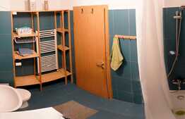 Apartament 2 camere, decomandate, etaj intermediar, zona Petrom!