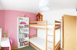 Apartament 2 camere, decomandate, etaj intermediar, zona Petrom!