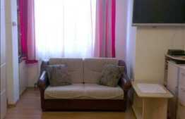 1 camera de vanzare, decomandat, 34 mp utili, zona Byron, cu boxa si parcare