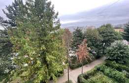 Apartament cu 3 camere refacut complet , etaj intermediar, zona Big, Manastur