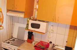 1 camera, 24 mp utili, semidecomandat, zona strazii Teleorman