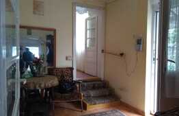 Casa individuala 110 mp, teren 530 mp, front 14 m, orientare sudica si acces bus!