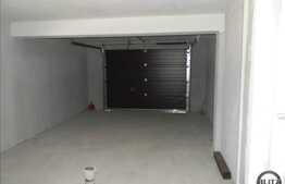 Apartament la vila 78.15 mp, la stadiul de semifinisat. Garaj, loc de parcare!