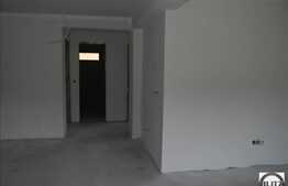 Apartament la vila 78.15 mp, la stadiul de semifinisat. Garaj, loc de parcare!