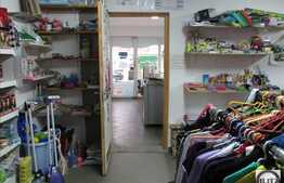 Vanzare apartament 2 camere,  semidecomandat, 52 mp, cu gradina