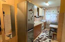 Apartament 3 camere, 60 mp, parcare, zona strazii Bucium 