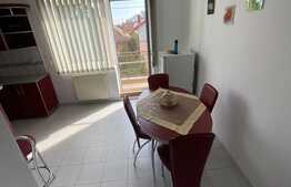 Apartament de inchiriat la casa, 70 mp, loc de parcare, zona Pod Ira
