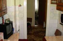 De vanzare apartament 4 camere decomandate, zona Complex Big. Boxa inclusa!