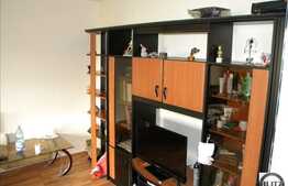 Vanzare 4 camere decomandate, 100 mp, zona Billa. Loc de parcare si boxa!